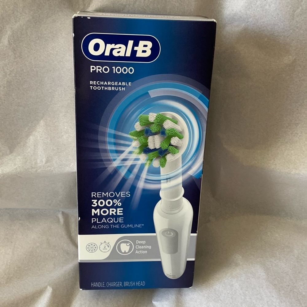 Oral-B Pro 1000 Rechargeable Electric Toothbrush